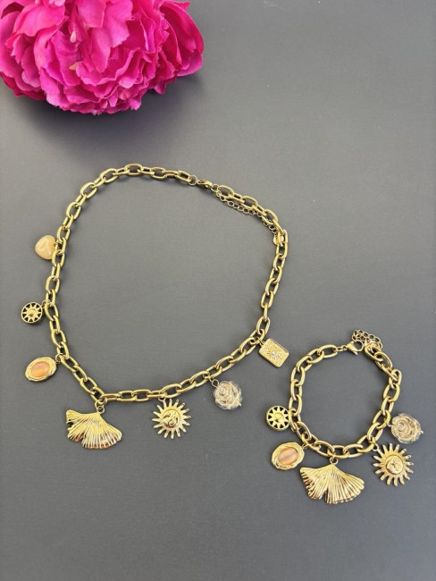 Mix parfait du bracelet et du collier ELBA pour un rendu bohème chic aux reflets marron