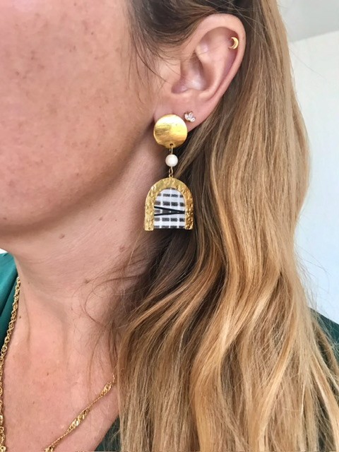 E553A523-0573-47F7-8590-C43D3C129F58