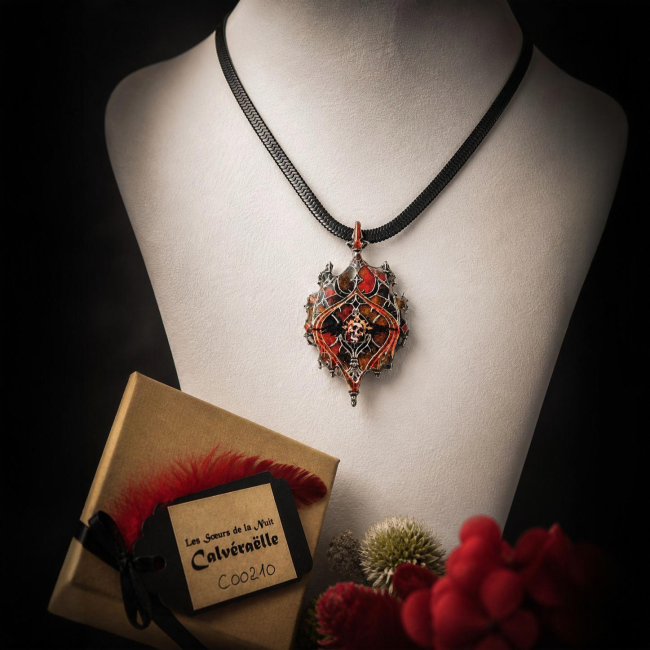 Collier gothique coffret cadeau bijou artisanal plume rouge