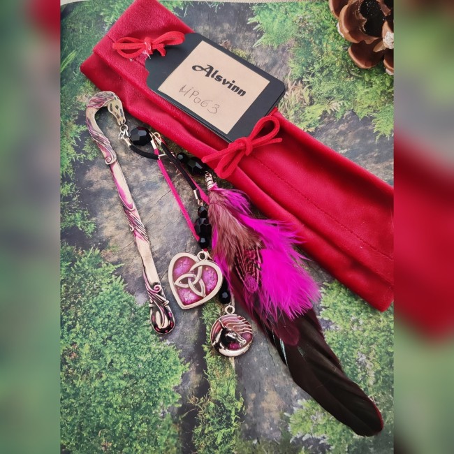 marque page artisanal cheval avec pochette velours carte numérotée cadeau unique