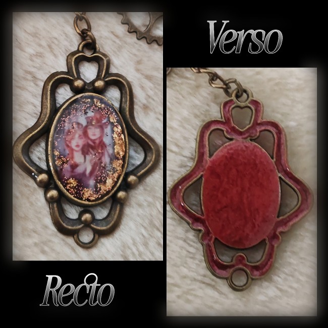 Pendentif Pénélope steampunk en laiton recto verso cabochon émaillé bijou artisanal