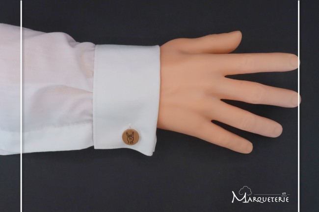 Boutons de manchette bois merisier pyrogravure Rock On et Hang Loose