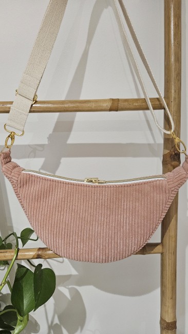 Sac demi lune en velours côtelé coloris bois de rose et coton fleuri 