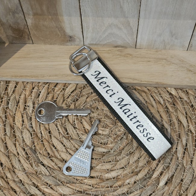 Porte clé message MERCI MAÎTRESSE coloris noir