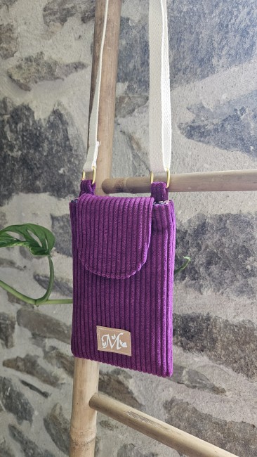 pochette bandoulière pour portable velours côtelé coloris violet 