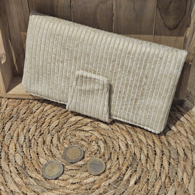 Portefeuille POPY velours côtelé beige lurex doré modèle Eleonie