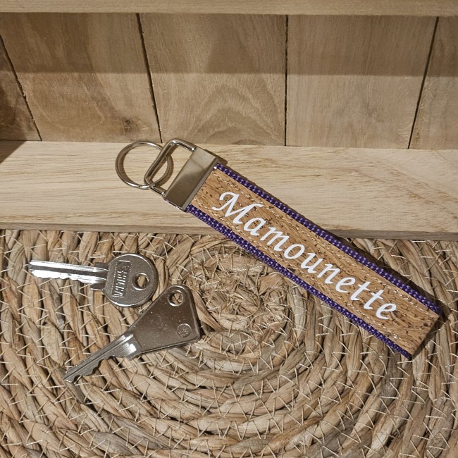 Porte clés message MAMOUNETTE coloris violet