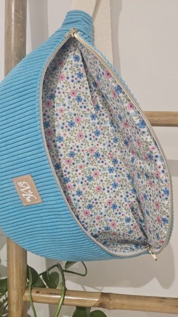 Sac banane en velours côtelé coloris turquoise 