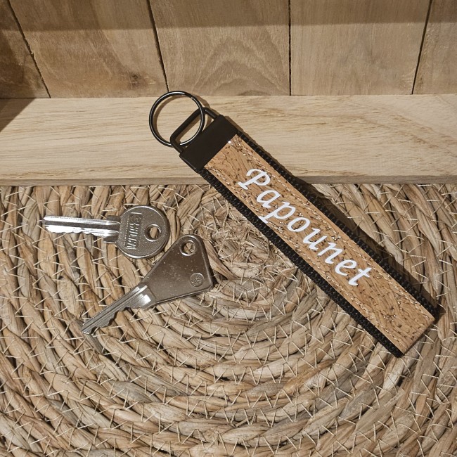 Porte clés message PAPOUNET coloris noir