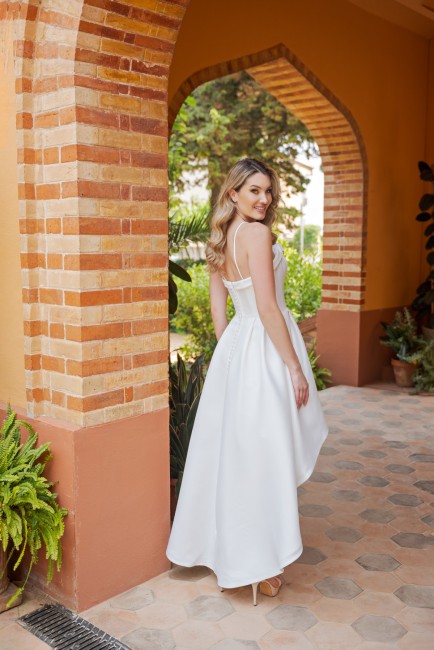 robe de mariée style vintage courte, robe de mariée asymétrique, robe de mariée bustier