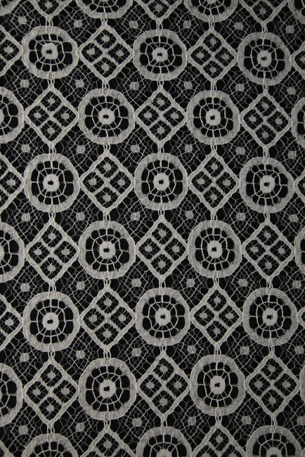 Dentelle pour robe de mariée, dentelle géométrique, dentelle de Caudry, dentelle de Calais Dentelle pour robe de mariée, dentelle géométrique, dentelle de Caudry, dentelle de Calais