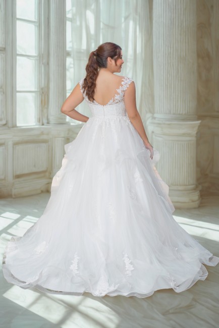 robe de mariée déstockage, robe de mariée bradée, robe de mariée avec volutes, robe de mariée romantique pas chère