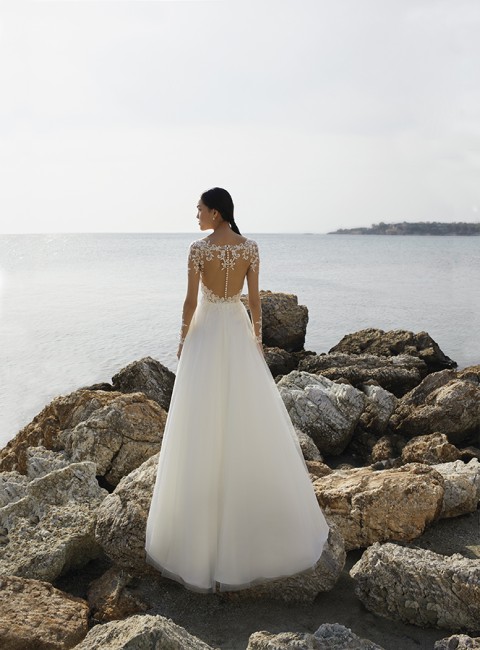 robe de mariée avec manches longues, destockage suite fermeture TIFFANY MARIEE