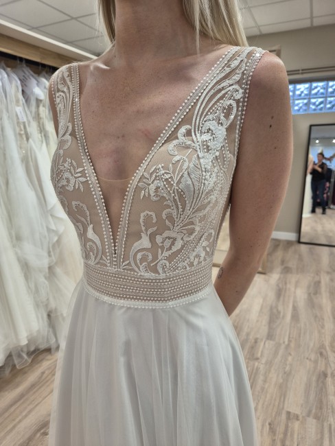 1000012297 Robe de mariée Hervé Mariage TAVERNAY T 42/44 Prix bradé