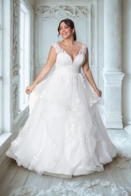 robe de mariée déstockage, robe de mariée bradée, robe de mariée avec volutes, robe de mariée romantique pas chère