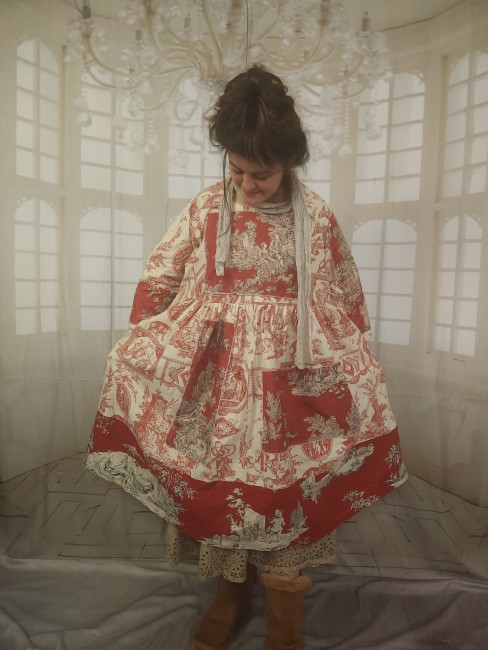 Pièce unique , toile de Jouy , patchs , bohème ;