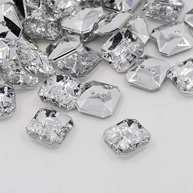 20 BOUTONS FANTAISIES STRASS transparent 11 mm forme carre - 2 trous 1 mm - creation couture scrapbooking Diy
