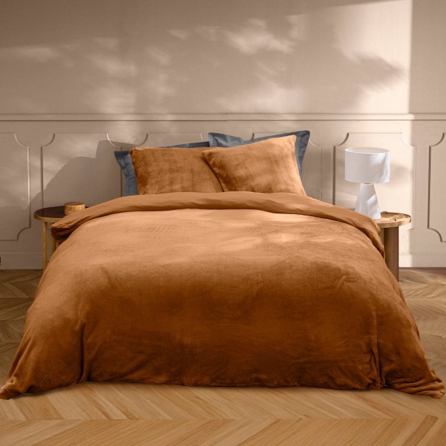 Parure de lit camel microflanelle 240 x 220 cm | Irisia Maison