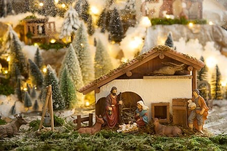 Crèche de Noël 6 santons long 40 cm