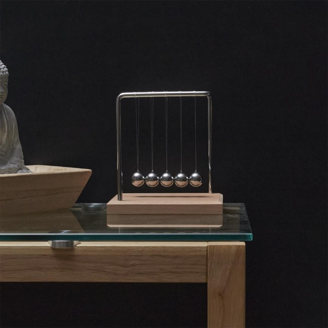 pendule de Newton décoration bureau