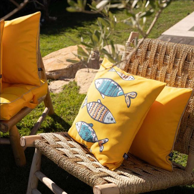 Coussin extérieur fish club Sud Étoffe – coussin exotique anti-UV Coussin extérieur fish club Sud Étoffe – coussin exotique anti-UV