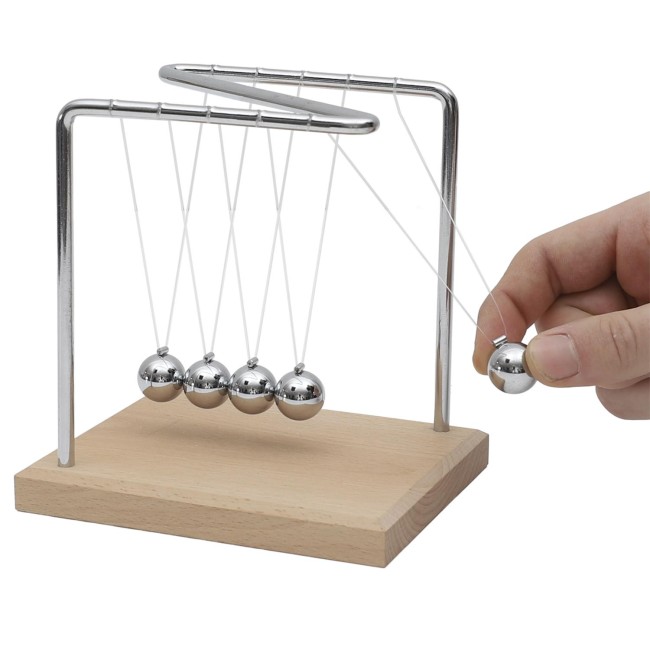 pendule de Newton décoration bureau