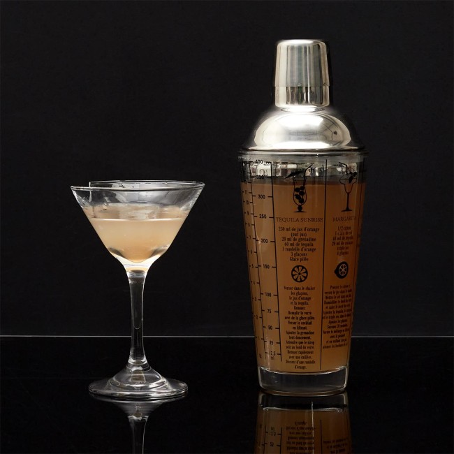Shaker à cocktails en verre 400 ml avec recettes | Irisia Maison Shaker à cocktails en verre 400 ml avec recettes | Irisia Maison