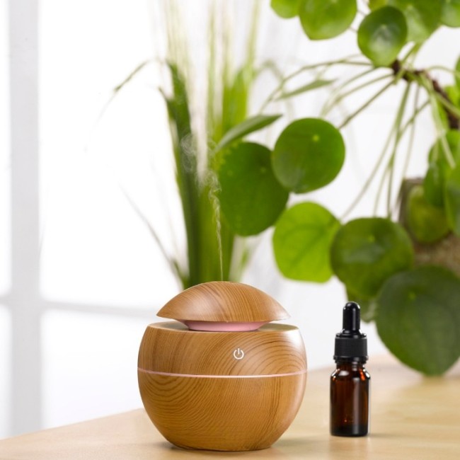 Diffuseur d’arômes LED boule 130ml effet bois multicolore