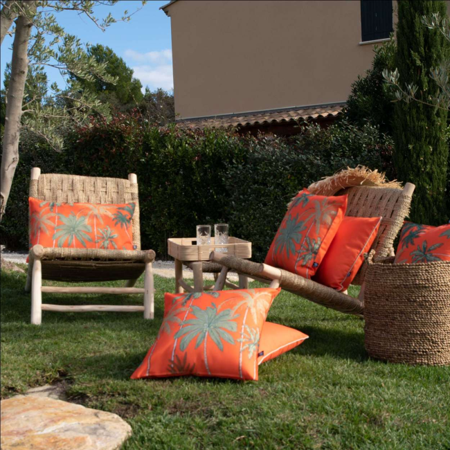 coussin exterieur palmier nectarine sud etoffe motif exotique anti uv deperlant jardin