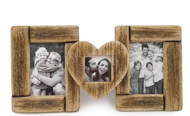 Cadre photo bois avec cœur 3 photos 45,3 cm | Irisia Maison Cadre photo bois avec cœur 3 photos 45,3 cm | Irisia Maison