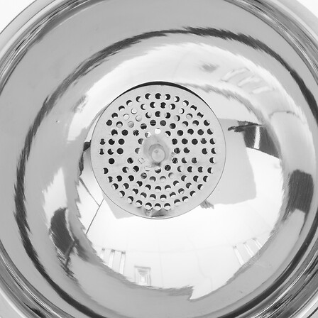 Entonnoir et filtre inox 13 cm – transvasement précis et pratique Entonnoir en inox 13 cm avec filtre amovible de cuisine