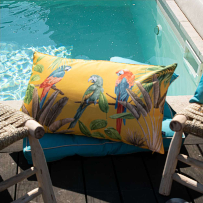 coussin exterieur aras soleil sud etoffe motif exotique anti uv deperlant jardin