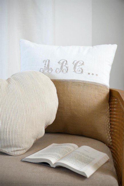 Coussin Josepha 45 × 45 cm coton et jute | Irisia Maison Coussin Josepha 45 × 45 cm coton et jute | Irisia Maison