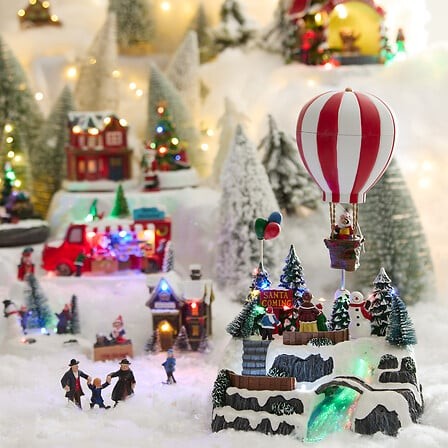 Village de Noël montgolfière lumineux 13 LED 34,5 cm | Irisia Maison Village de Noël montgolfière lumineux 13 LED 34,5 cm | Irisia Maison