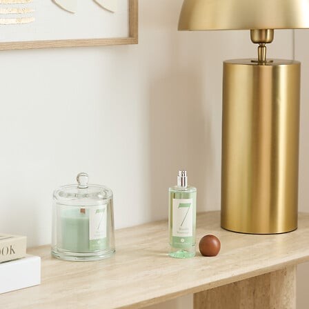 Coffret parfumé basilic Numia – bougies diffuseur et spray Coffret parfumé basilic bougies diffuseur spray Numia maison