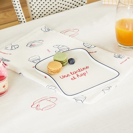 Plat à toasts en porcelaine 18,5 cm | Irisia Maison Plat à toasts en porcelaine 18,5 cm | Irisia Maison