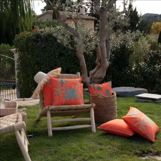 coussin exterieur palmier nectarine sud etoffe motif exotique anti uv deperlant jardin