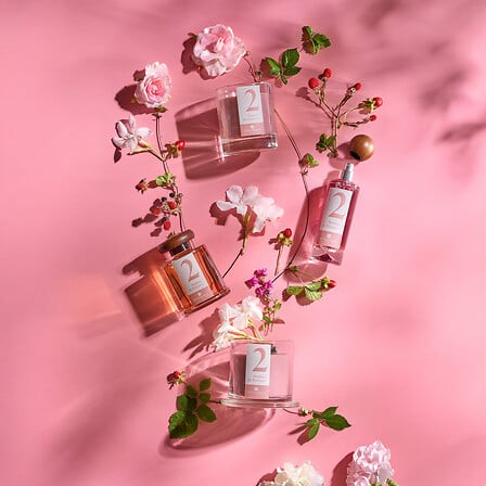 Coffret parfumé fraise Numia – bougies diffuseur et spray Coffret parfumé fraise Numia – bougies diffuseur et spray