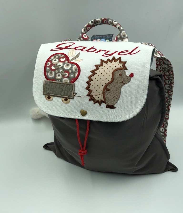 Sac à Dos Enfant Personnalisé En Forme De Voiture 3D - Nom Brodé, Peluche Douce, Pour Maternelle (2-5 Ans)