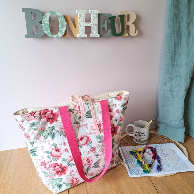 cabas fleur rose Sofia point de croix