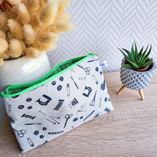 trousse-broderie-couture-Angélique-La-fée-En-Fil trousse broderie couture