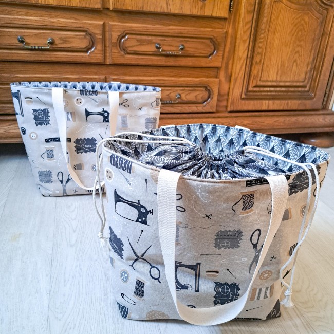 Sac cabas rangement broderie 
