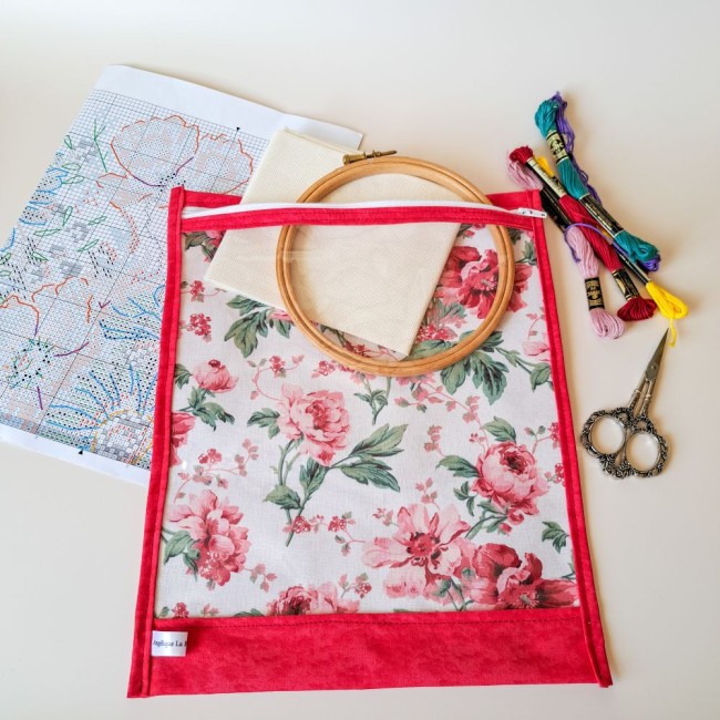 pochette à projet fleur rose broderie