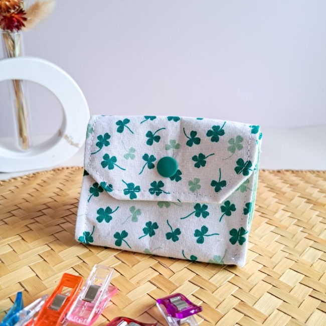 poubelle-à-fil-trèfle-point-de-croix-Angélique-La-fée-En-fil poubelle à fil pour point de croix