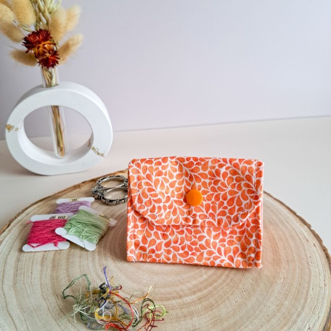 poubelle-a-fil-orange-broderie-angelique-la-fee-en-fil poubelle à fil orange pour la broderie pour bout de fil