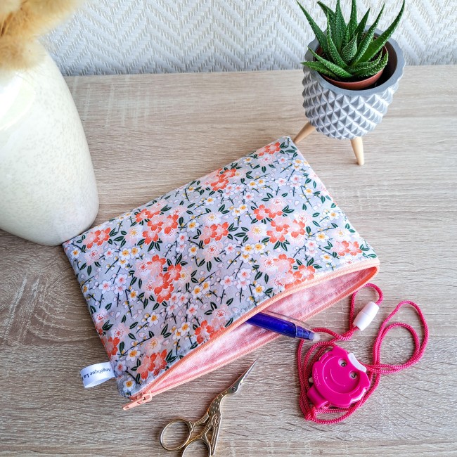 trousse-aiguilles-et-marqueurs-Angélique-La-fée-En-Fil