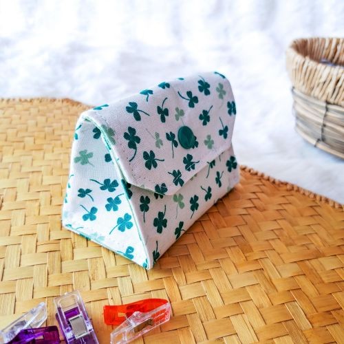 poubelle-à-fil-mini-pochon-trèfle-couture-Angélique-La-fée-En-fil poubelle à fil pour brodeuse