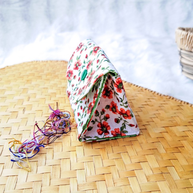 poubelle table couture 