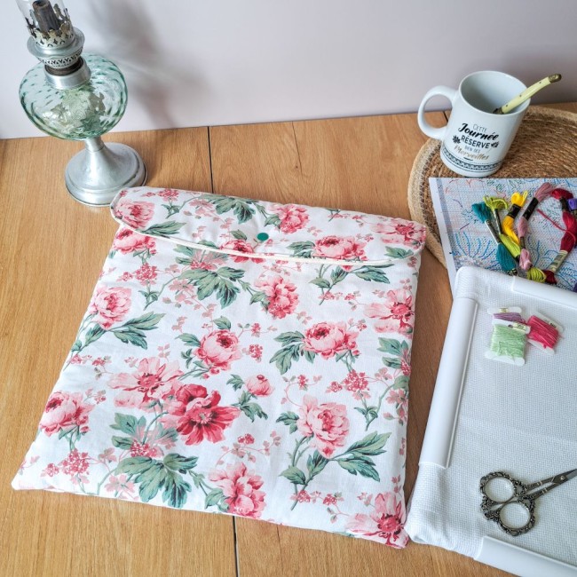 pochette rangement broderie fleur rose