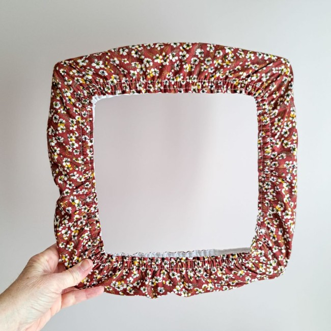 grime-guard-bordeaux-bourgogne-fleur-broderie-cadre-a-broder-angelique-la-fee-en-fil grime guard bordeaux fleur broderie pour cadre à broder